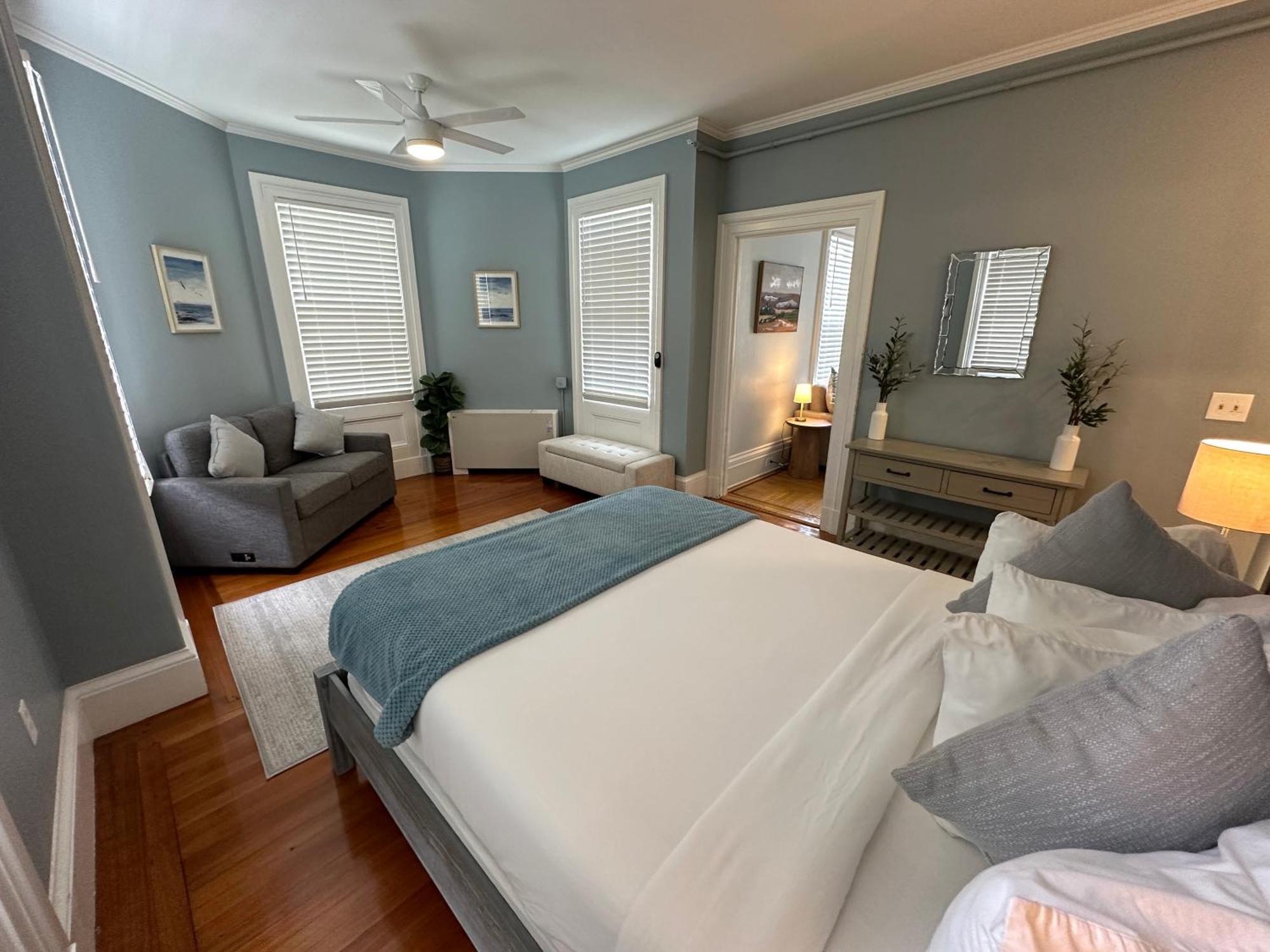 Entire Charming Victorian Home Downtown ניופורט מראה חיצוני תמונה