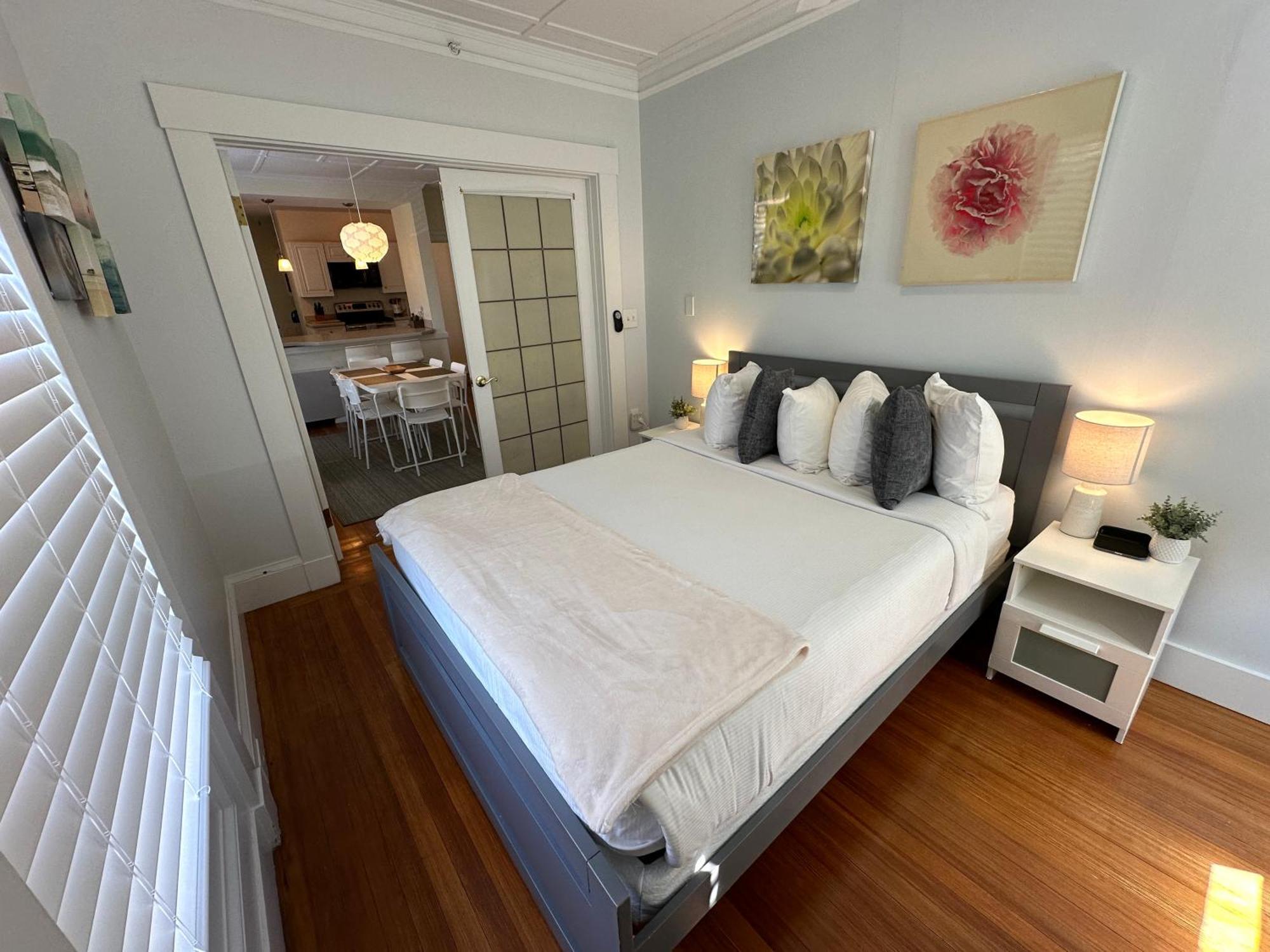 Entire Charming Victorian Home Downtown ניופורט מראה חיצוני תמונה